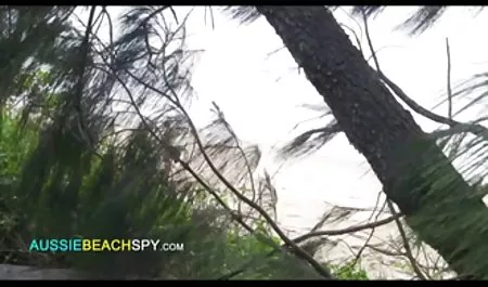 سکس دختر بچه با انگشتان سکس خواهر وبرادر دست خود را
