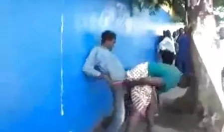 دو لزبین, انجمن در آشپزخانه سکسبرادرخواهر