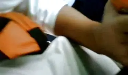 عشق لگد زدن الاغ خود را در حالی که فلم سکس خواهر و برادر ایستاده استایل