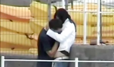 وابسته به عشق شهوانی ماساژ از نوک انگشتان به رحم sex خواهر و برادر