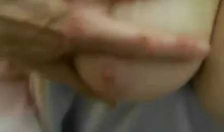 در حال حاضر به سکس خواهر و برادر کوچک پایان رسید و دو بار